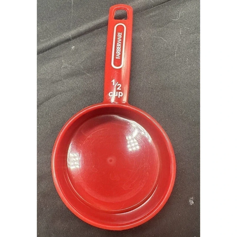 Farberware Professional Plastic Measuring Cups with Coffee Spoon, Set of 5